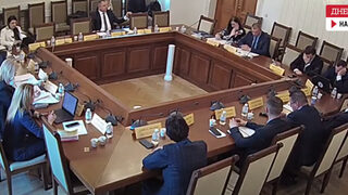 Председателят на антикорупционната комисия твърди, че получава само една заплата (видео)