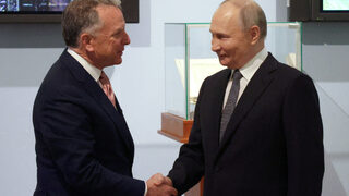 След вечеря с Путин нов телефонен разговор с Тръмп е "теоретично възможен"