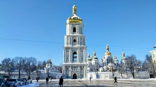 Украйна гради срещу руската агресия и "железен купол" от думи, език и емоции