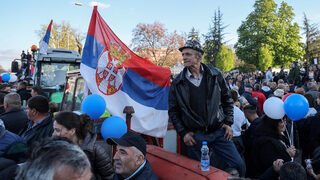 На многохиляден митинг в Белград Вучич обяви край на цветната революция в Сърбия