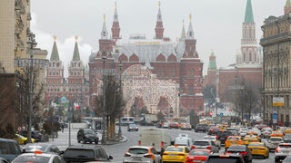 Москва конфискува американска компания, за да изхранва руската армия
