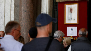 Погребението обикновено е след не повече от 6 дни