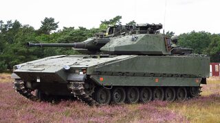 Четири страни от НАТО планират да купят стотици шведски бойни машини