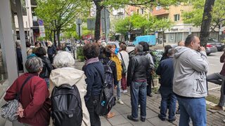 Снимка на деня: Протест пред Министерството на културата заради уволнението на арх. Петър Петров