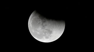 Учени получиха достъп до лунните проби на китайската мисия "Чанъе-5"