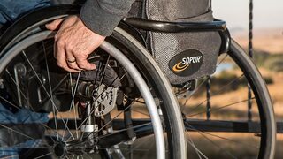 Да работиш с ТЕЛК: възможност или бариера за хората с увреждания