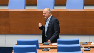 Комисия ще проверява има ли нерегламентиран достъп на вражеска сила до системите на F-16
