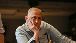 Ясен Атанасов: Предпочитам старите, познати книги, в които се чувствам удобно