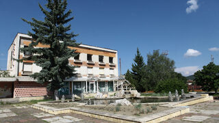 Нови дограми, <span class="highlight">ВЕИ</span> и батерии за общините: започна втори прием за инвестиции в селските райони