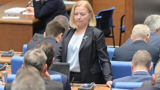 Парламентът отказа да отложи избора на ново ръководство на Комисията за защита на личните данни