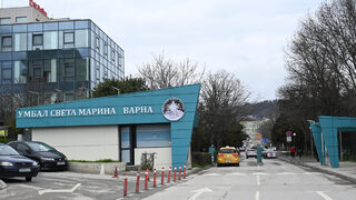 Седем деца са в болница във Варна, след като пили примесена с вода белина