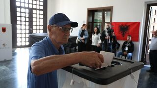 Партията на Еди Рама за четвърти път победи на избори в Албания