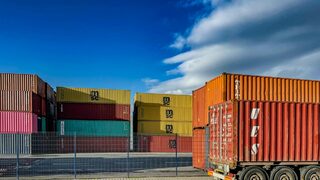 За първите три месеца българският износ се сви с 3.1%