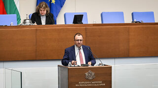 Правителството рестартира инвестиционната програма за общински проекти