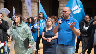 Зад парализата на наземния градски транспорт в София прозират политически лостове