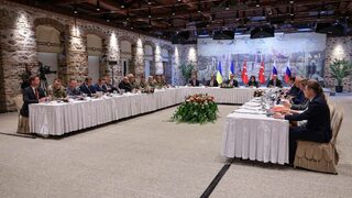 Делегации на Украйна и Русия се срещнаха за пръв път от 3 години