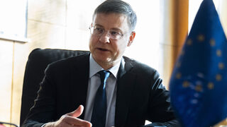 Домбровскис: Умерен оптимист съм за присъединяването на България към еврозоната през 2026 г.