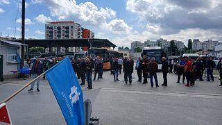 Метрото работи, преговорите между Васил Терзиев и синдикатите са под условие
