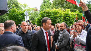 Детските градини в София няма да затварят през лятната ваканция, обяви Терзиев