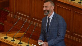 Калин Вельов напуска поста си в министерството <span class="highlight">на</span> <span class="highlight">културата</span>