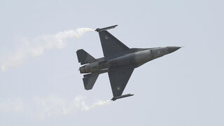 Нидерландия ще предаде още един F-16 на Украйна