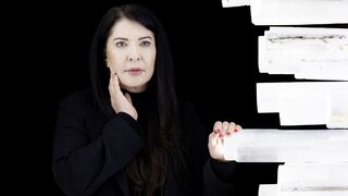 Марина Абрамович пресъздава древни еротични ритуали от Балканите в нов пърформанс