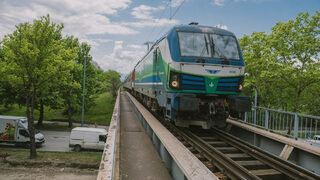 Над 500 младежи от България ще пътуват безплатно из Европа по европрограма