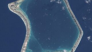 Франция финансирала информационна кампания срещу проучване на ядрените опити в Полинезия