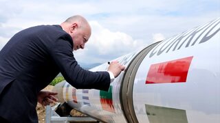Вертикалният газов коридор ще бъде завършен до средата на 2026 г., прогнозира кабинетът