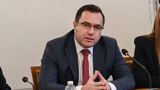 И през юни газът леко поевтинява