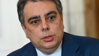 Асен Василев потвърди за готвен вот на недоверие, <span class="highlight">Делян</span> <span class="highlight">Добрев</span> допуска проруско мнозинство