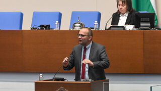 <span class="highlight">Мартин</span> <span class="highlight">Димитров</span>: Нищо не е толкова силно саботирано, колкото еврозоната