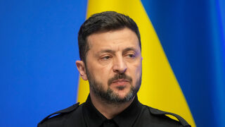 Зеленски направи промени по върховете на украинската армия