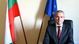 Зам. социален министър: Има лавина от сигнали за нелегални старчески домове