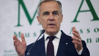 <span class="highlight">Карни</span> ще обяви нов план по сигурност и отбрана на Канада
