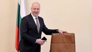 Правителството, синдикатите и бизнесът подписаха меморандум за сътрудничество за еврото