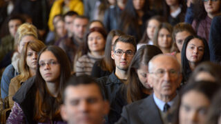 Потвърдено от съда: министерство блокирало проверките за плагиатство неоснователно