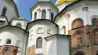 Русия повреди катедралата на 1000 години в сърцето на Киев, обяви Украйна