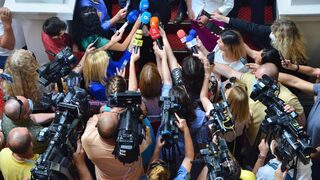 Медия е:волюция 3.0: стипендиантска програма търси 15 млади журналисти