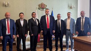 Кметовете на Девин и Рудозем преминаха към "ДПС - Ново начало"