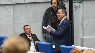 ГЕРБ отново спаси имунитетите на "Възраждане", 11 подписа спират опита за сваляне на Цончо Ганев