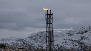ЕС разхлабва правилата за запасяване с газ, за да избегне спекула с цените
