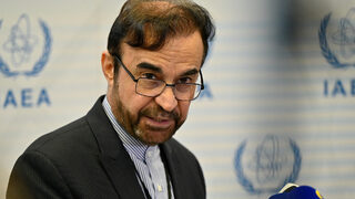 Иранският парламент подкрепи спиране на сътрудничеството с ядрената агенция на ООН