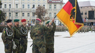 Германия проверява за руска следа в подпалването на камиони на Бундесвера