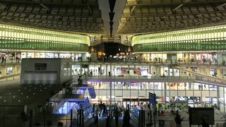 Летищата в Париж днес ще приемат по-малко полети, ще има объркване в страната