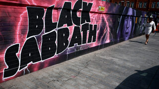 Black Sabbath се сбогуват със сцената днес в Бирмингам
