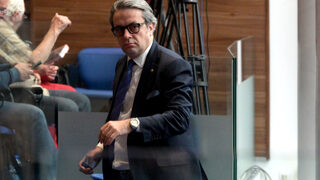Според <span class="highlight">Биков</span> кабинетът не зависи само от Пеевски, но ГЕРБ следва да се държи цивилизовано