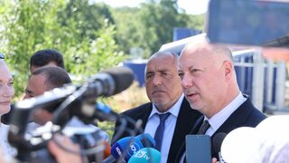 Ту-тууу на руското влакче: Борисов върна жанра на политическите коментари, предавани на живо