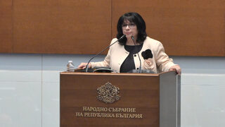 <span class="highlight">Теменужка</span> <span class="highlight">Петкова</span> потвърди сумата за детската болница, но посочи, че е само оценка