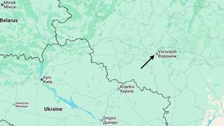 Русия съобщи за ранени и <span class="highlight">разрушения</span> след украинска атака във Воронеж